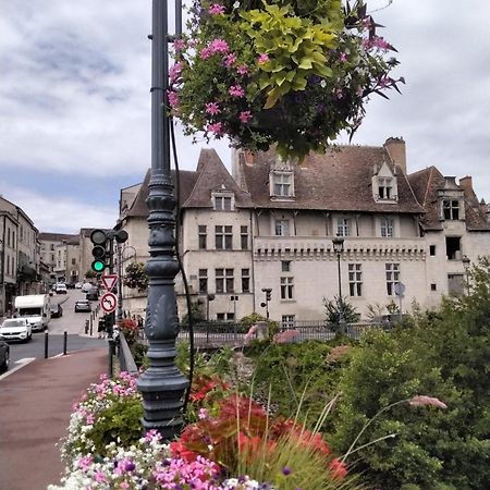 Logis 8 St Front Gite Urbain Perigueux Exterior photo