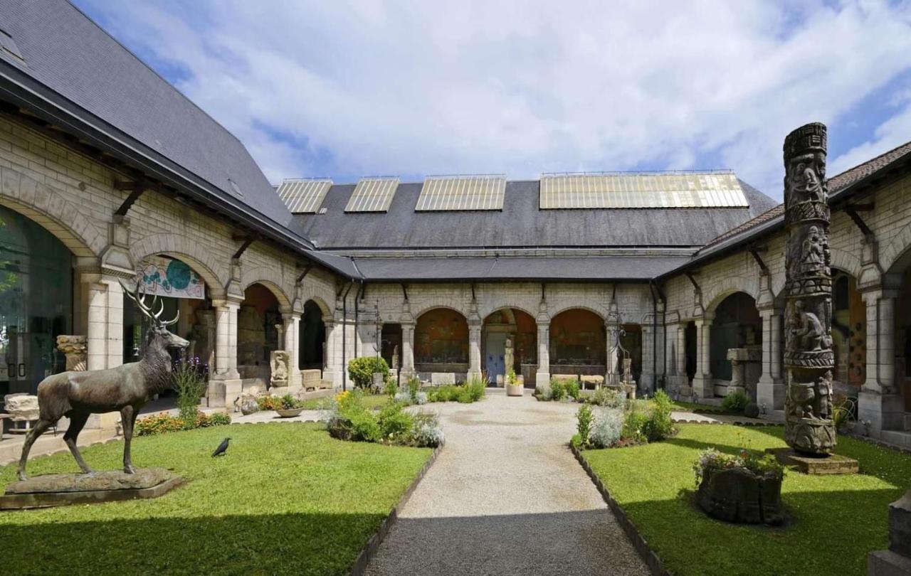 Logis 8 St Front Gite Urbain Perigueux Exterior photo